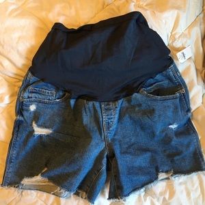 Old Navy Maternity Shorts